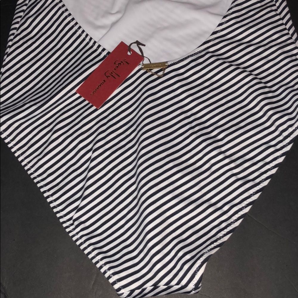 Tigerlily Ozlem One Piece Lined Suit Nwt — image 6 of 8